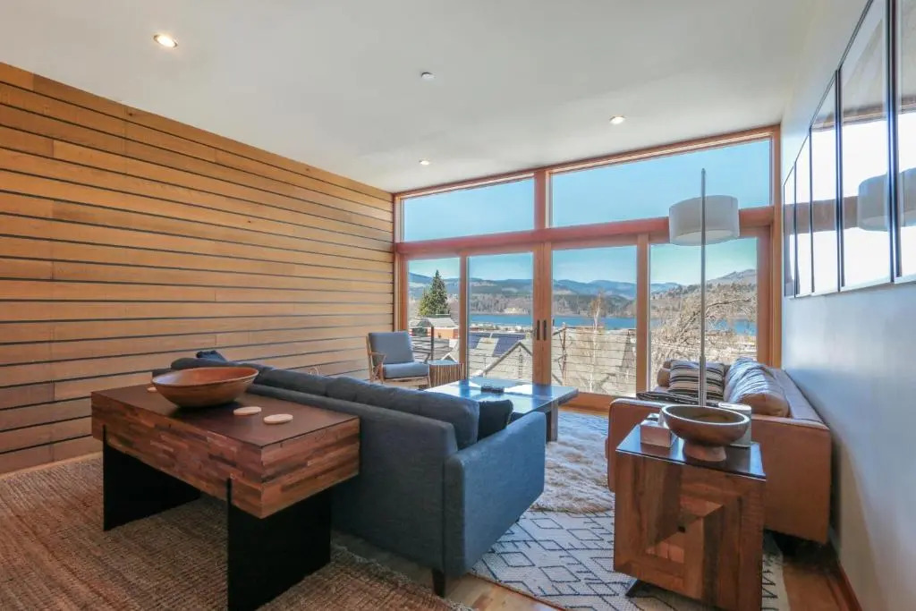 ALOFT-River View-AC-5BR/2.5BA