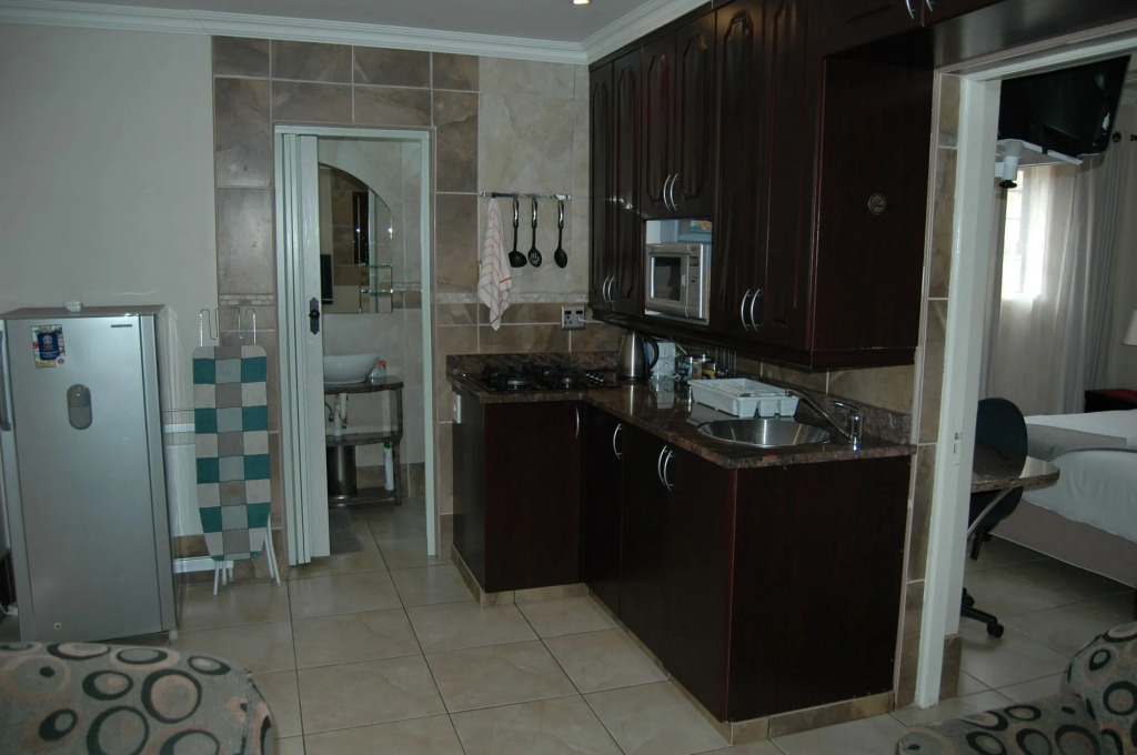 Bon A Vie Self-catering and b&b Gonubie Full Solar Power, no load shedding