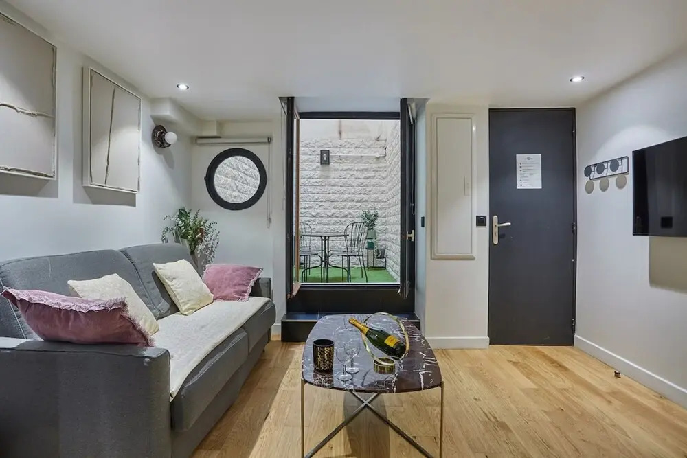 Charming Apartment Faubourg St Honore Madeleine