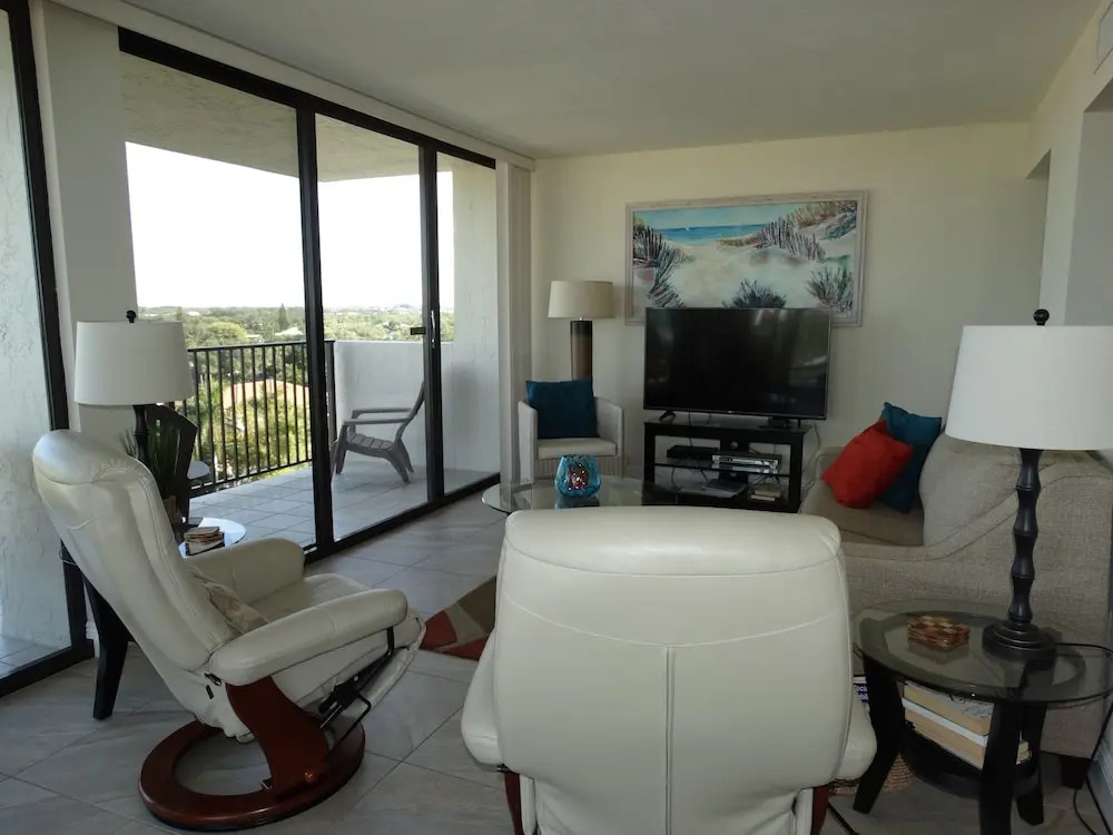 Our House at the Beach W-702 2 Bedrooms 2 Bathrooms Condo