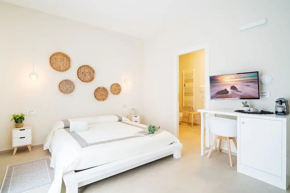Enjoy Your Stay - Guest House - Olbia