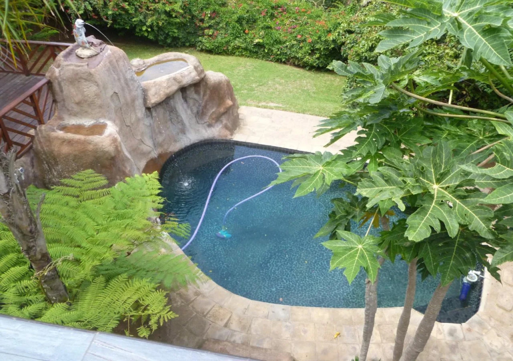 Bon A Vie Self-catering and b&b Gonubie Full Solar Power, no load shedding