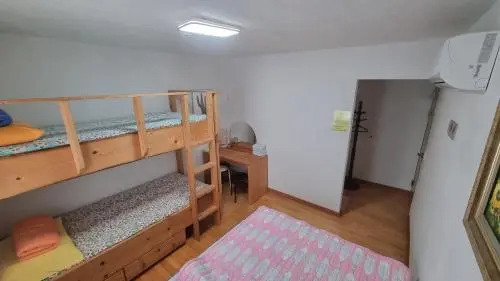 Tongyeong One Guesthouse