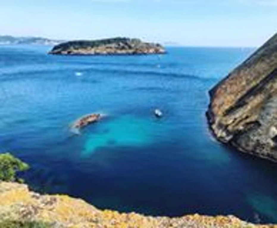Apartment With one Bedroom in La Ciotat, With Wonderful sea View, Furn