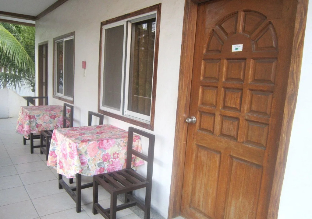La Plage De Boracay Resort