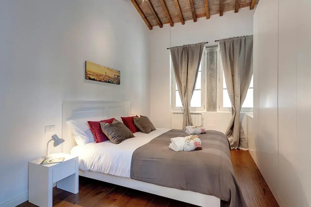 Bonnie - Clyde - Marvin Apartments by Mamo Florence