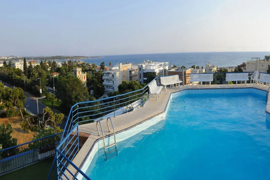 Emmantina Hotel