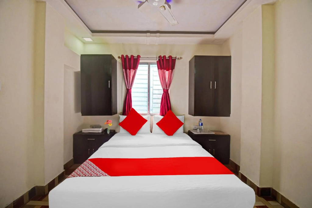 OYO Flagship 80512 Hotel New Aamaze Inn