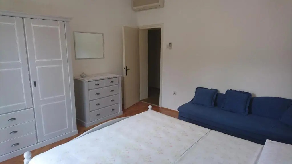 Rooms Sentic