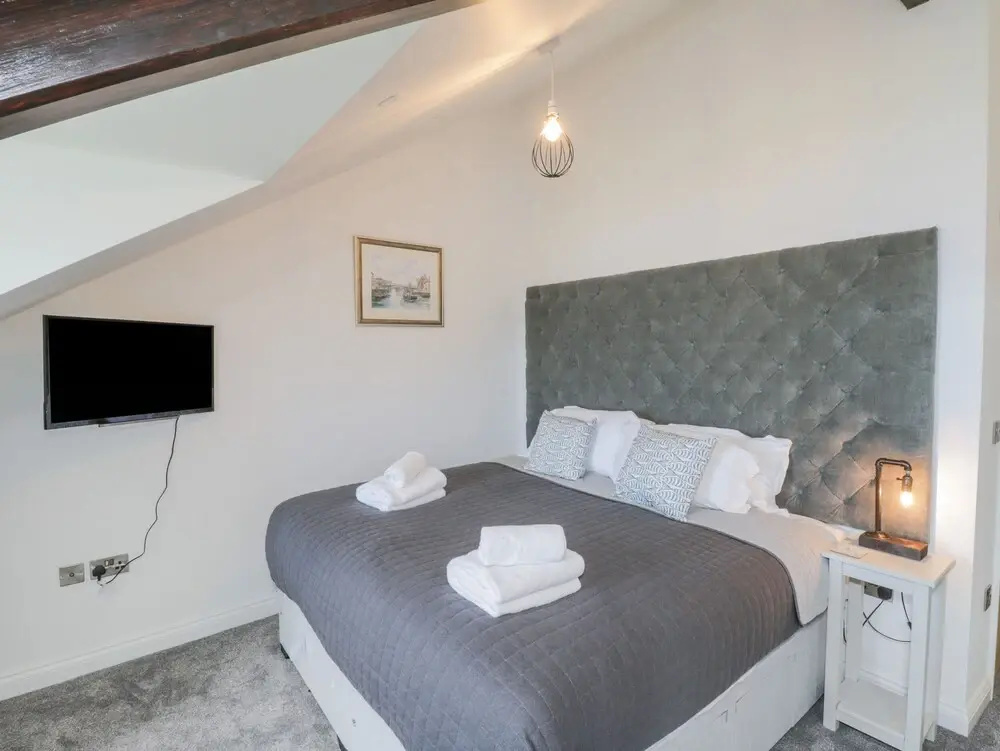 Foxton Penthouse