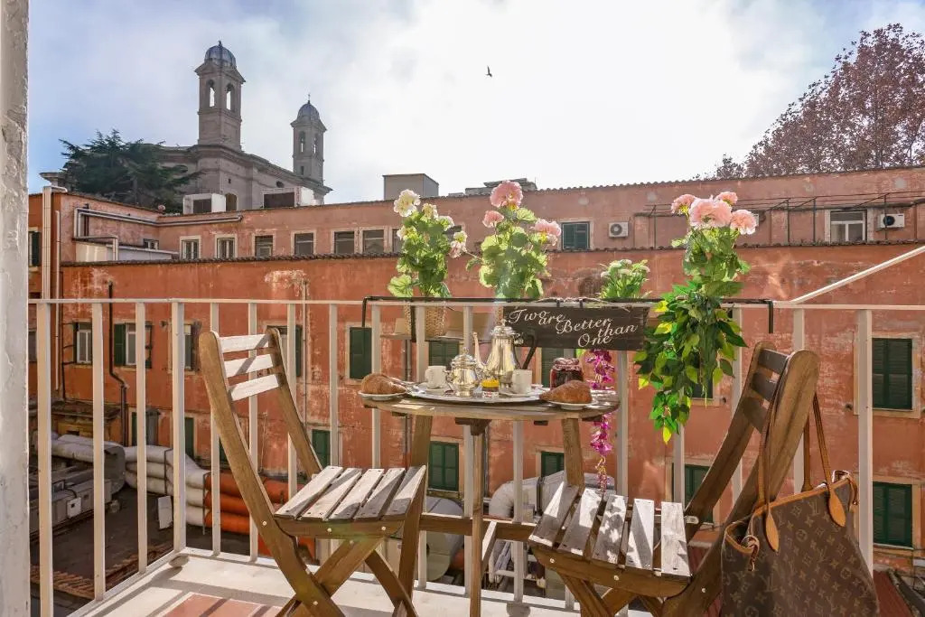 TownHouse by the Spanish Steps