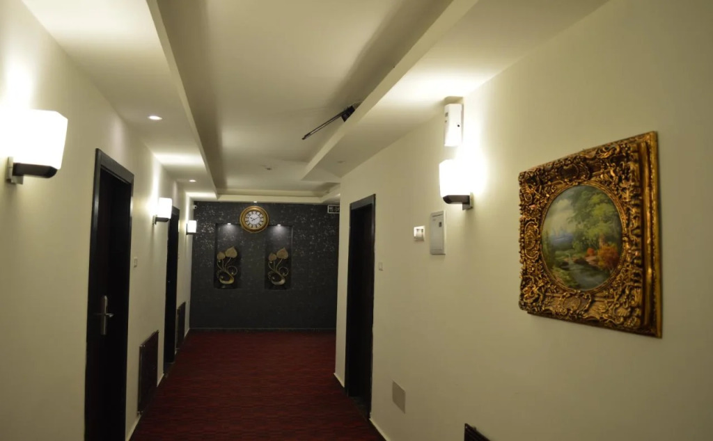 Diamond Hotel
