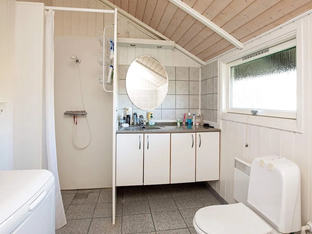 Cosy Holiday Home in Zealand With Whirlpool