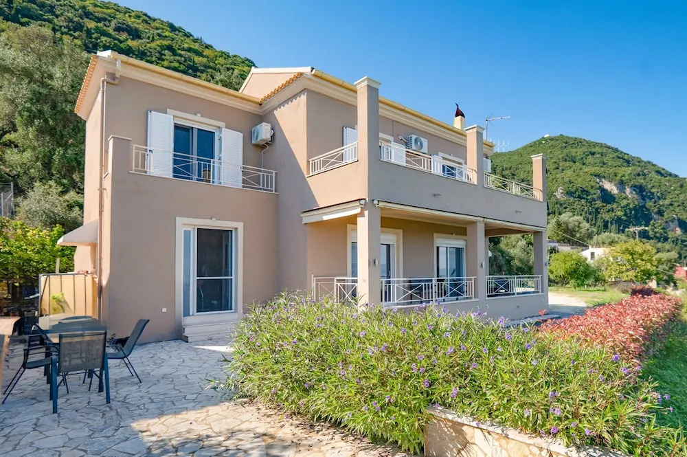 Villa Tzintzola