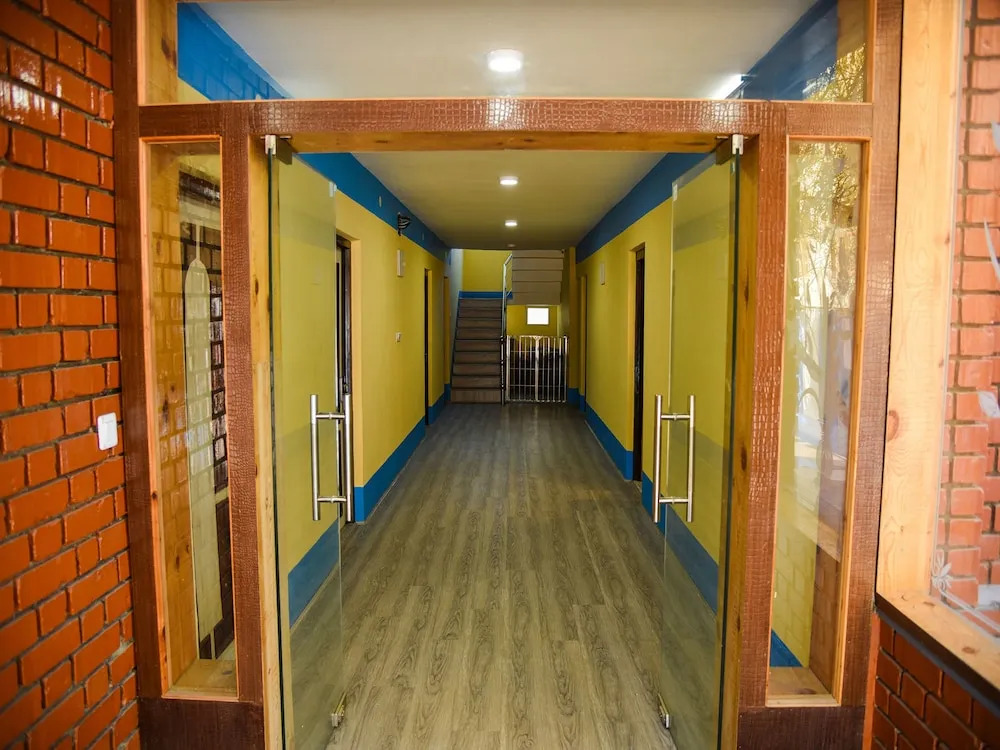 OYO 12850 The Nest
