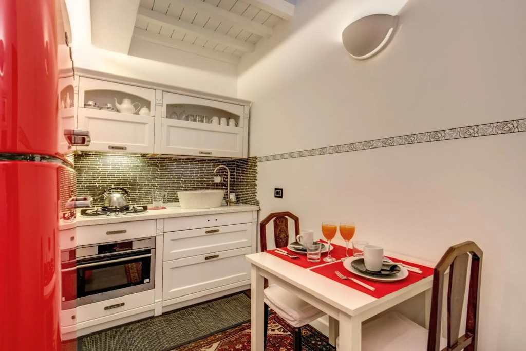 Campo de Fiori Stylish White