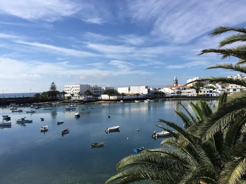 Comfortable Apartment in Arrecife With Terrace