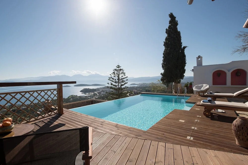 Villa Mirabello Suites