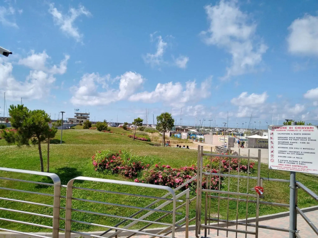 Vista sul carruggio, centro storico di Chiavari