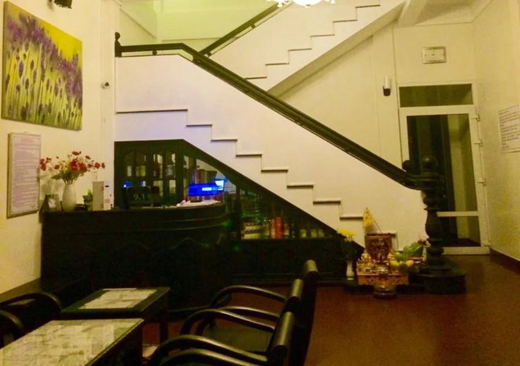 Ruby Bistro Hotel