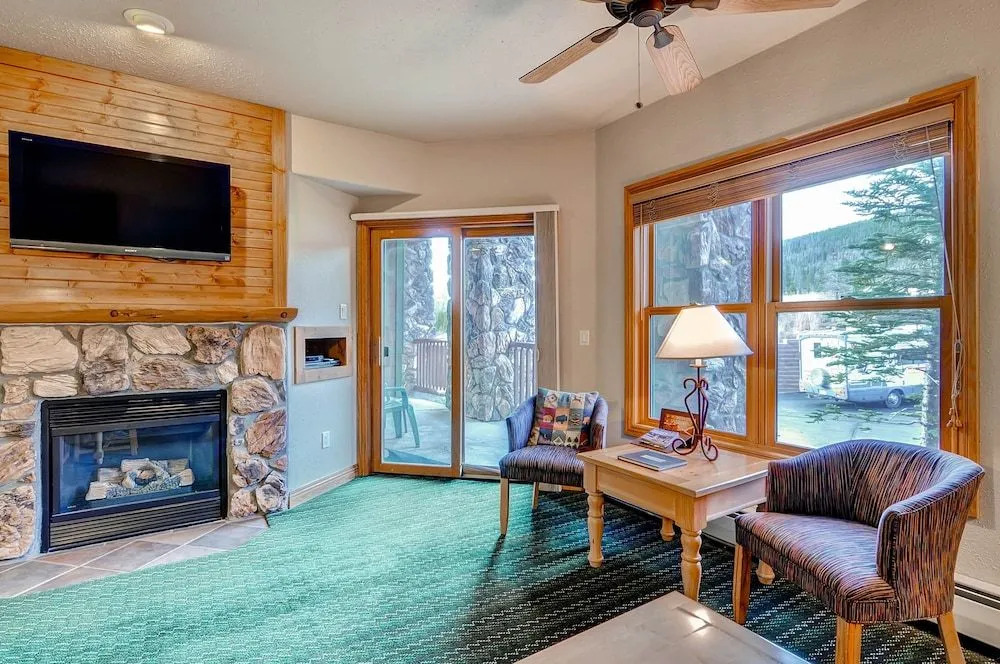 Hidden River Lodge #5942