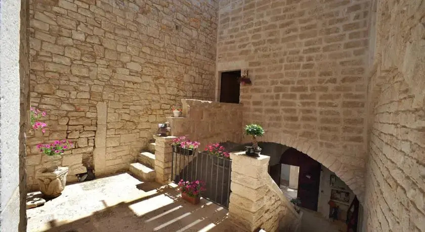 Palazzo Morola