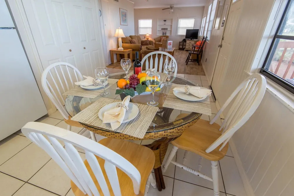 High Tide Apartment 2