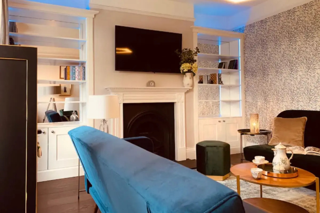 The Midsummer Common - Modern & Spacious 2BDR House with Garden