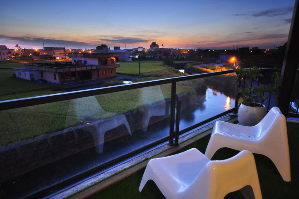 M2 Villa