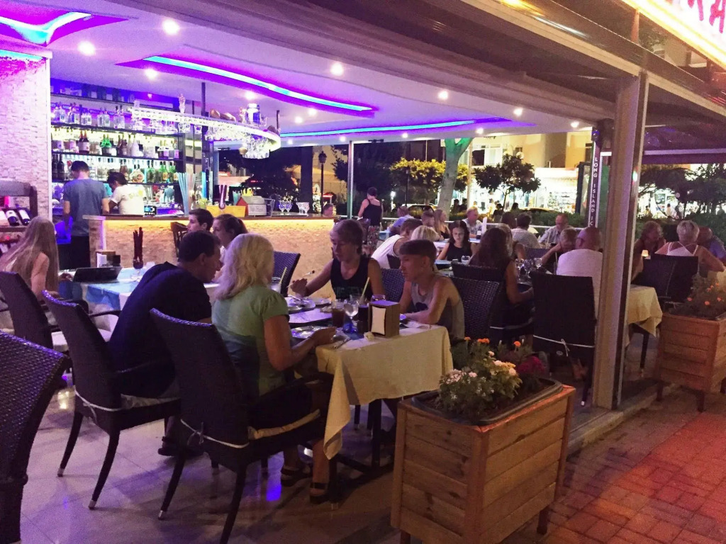 Semiz Apart Hotel