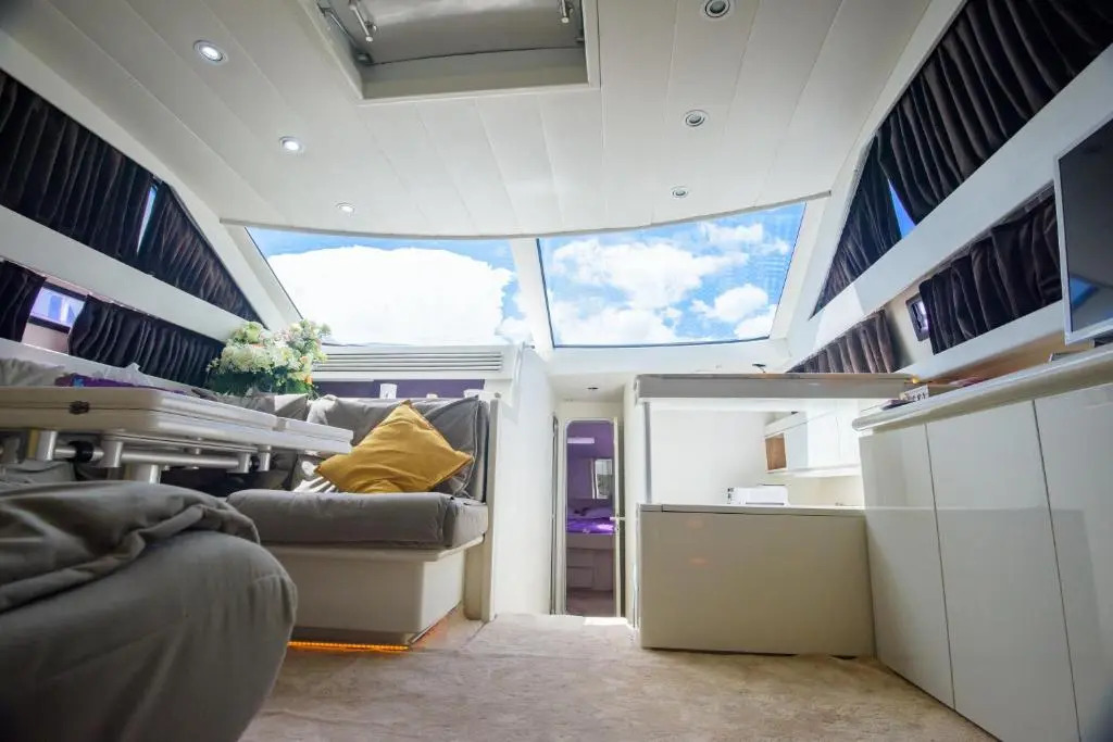 Hakuna Matata - Living a perfect life, Yacht Pershing 52