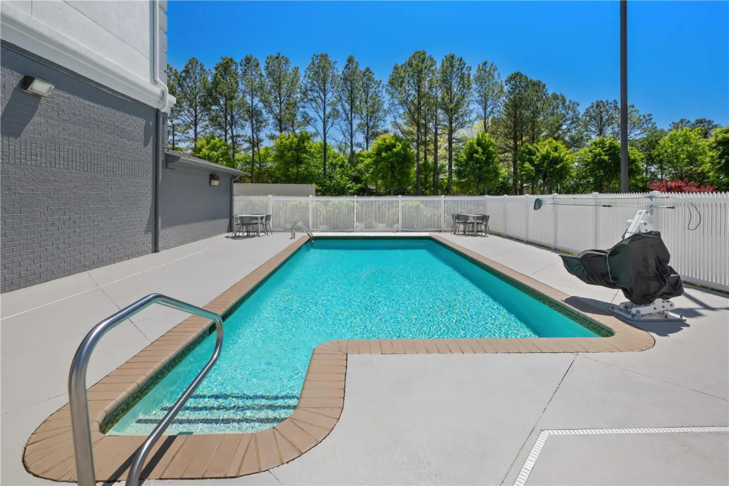 Spark by Hilton Homewood Birmingham