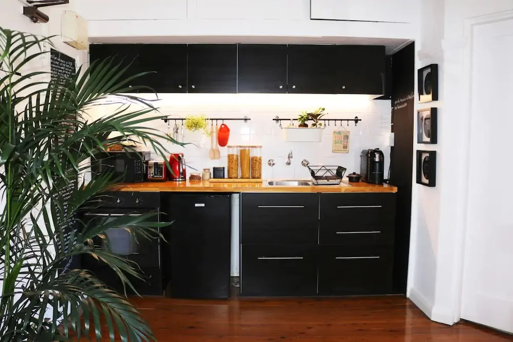 Studio Flat with Shared Rooftop Terrace