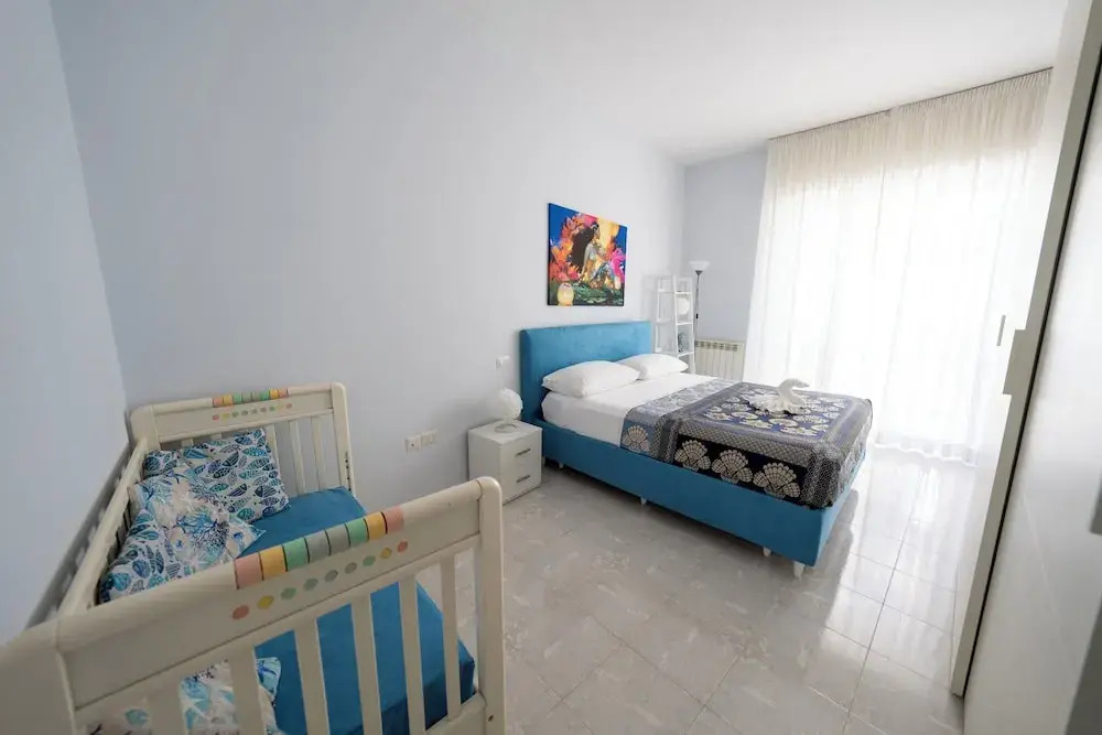 MARINELLI HOUSE - Song Parthenope