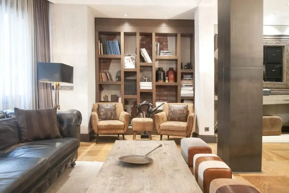 Charming Flat 450 m to City s Mall in Tesvikiye