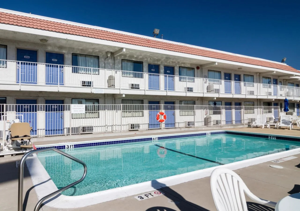 Motel 6 Fort Worth, TX East