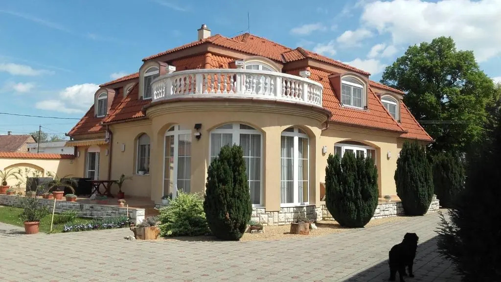 Ambrózia Guesthouse