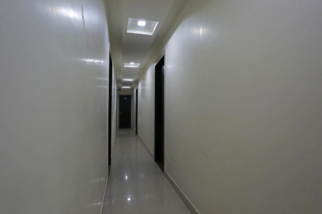 OYO 10536 Hotel Raj Rani