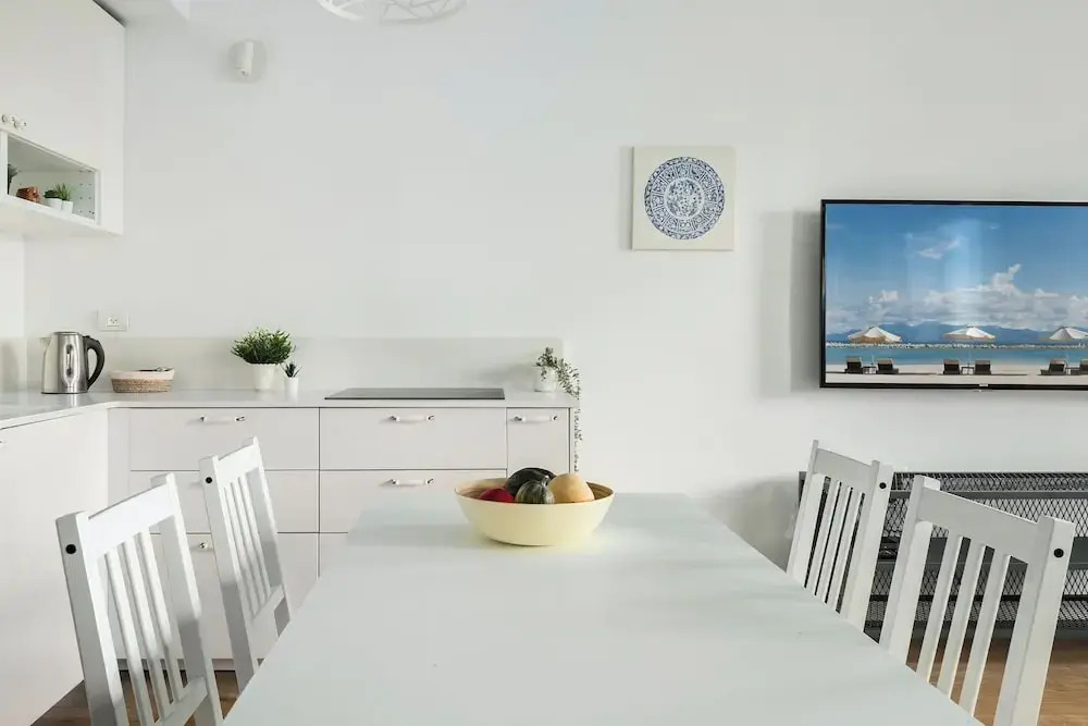 Jaffa Beachfront Studio by Sea N' Rent