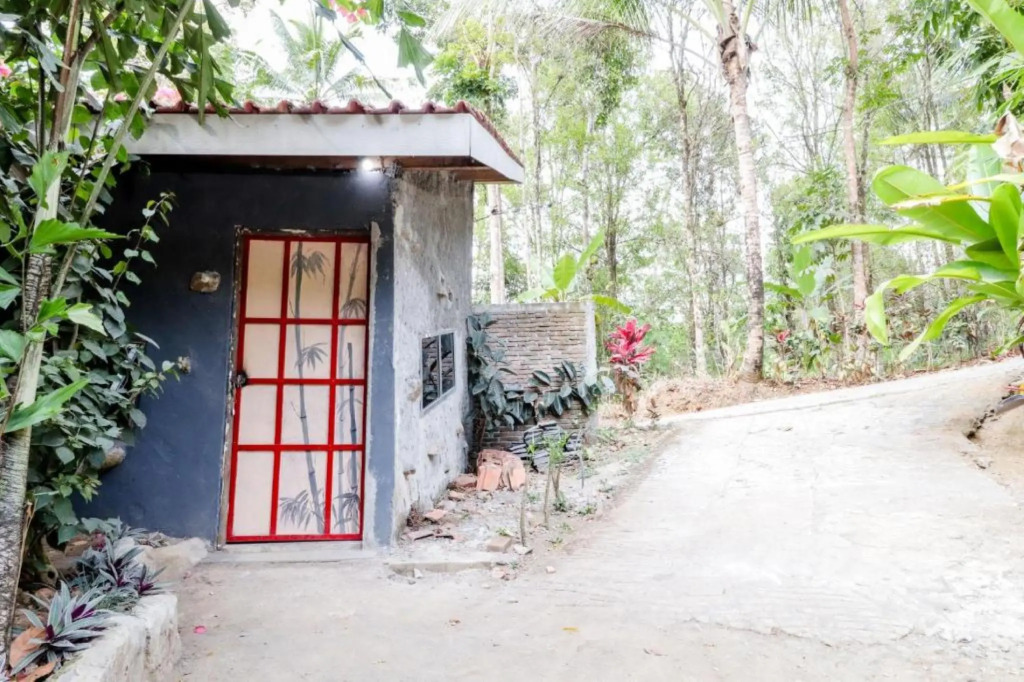 Omah Laras Homestay