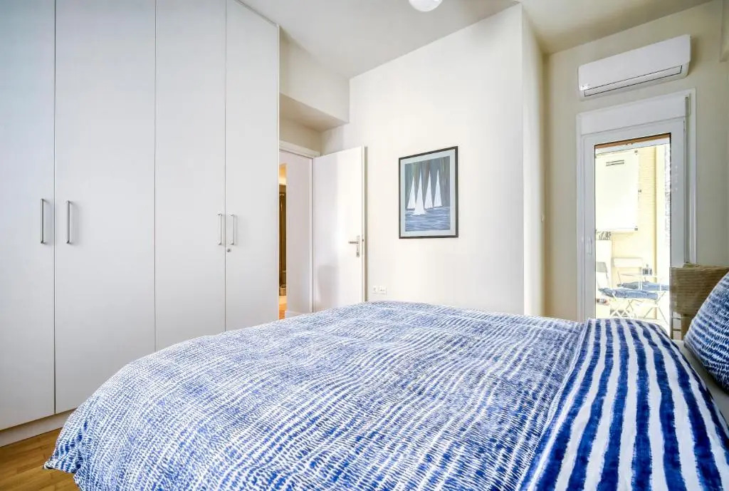 Lovely Sunlit Central Athens 2 Bedroom 2 Bathroom Condo