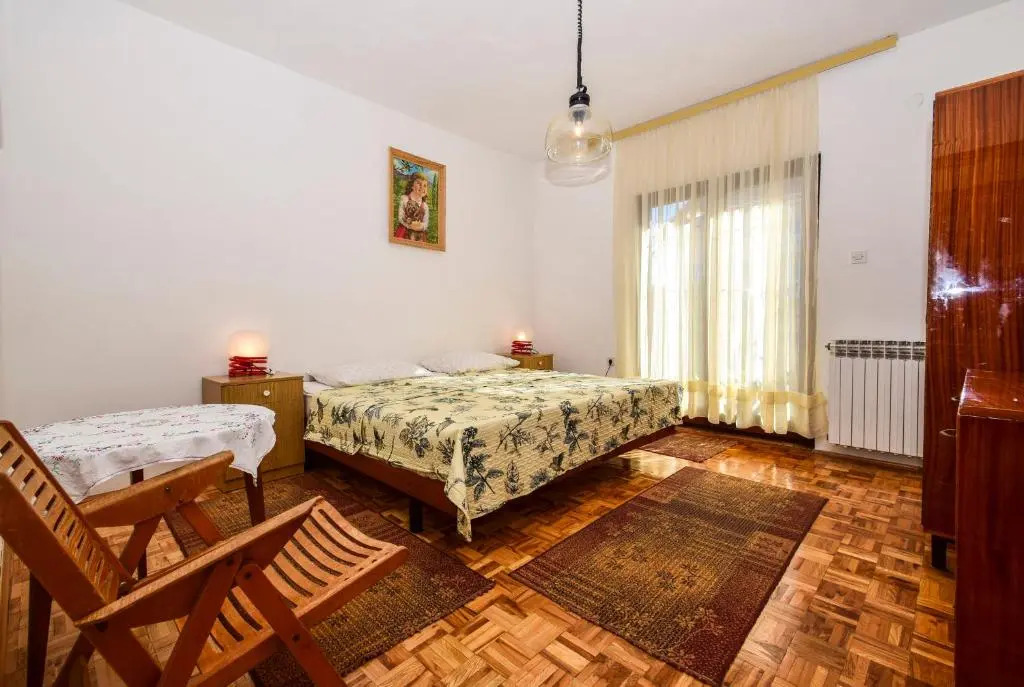Apartments Milenko 547