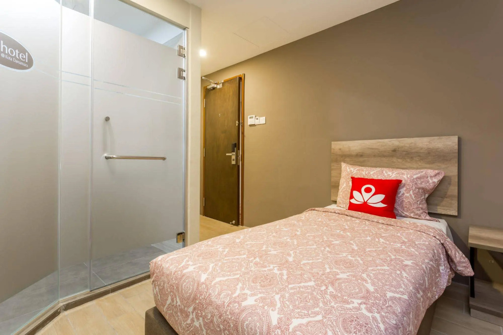 ZEN Rooms Kota Damansara