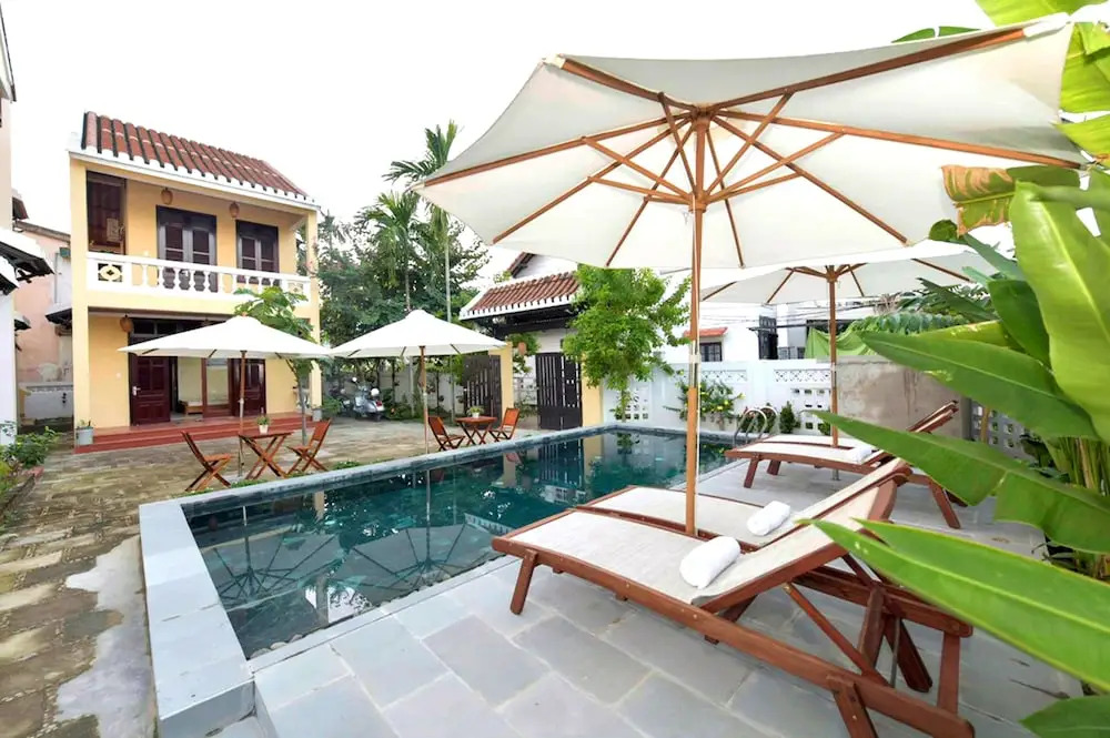 Tonkin Creeper Flower Villa