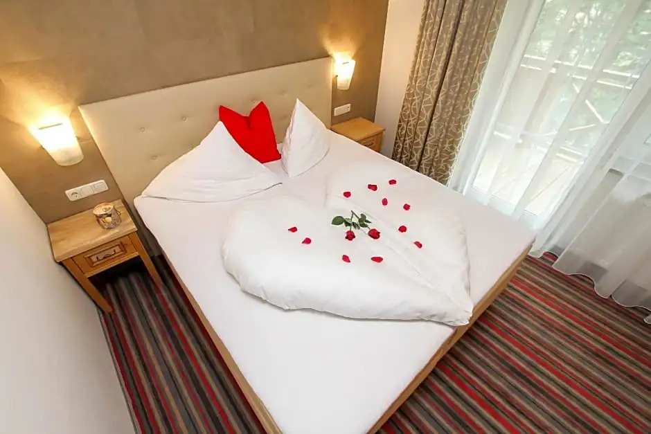 ARBOR Hotel & Apartments