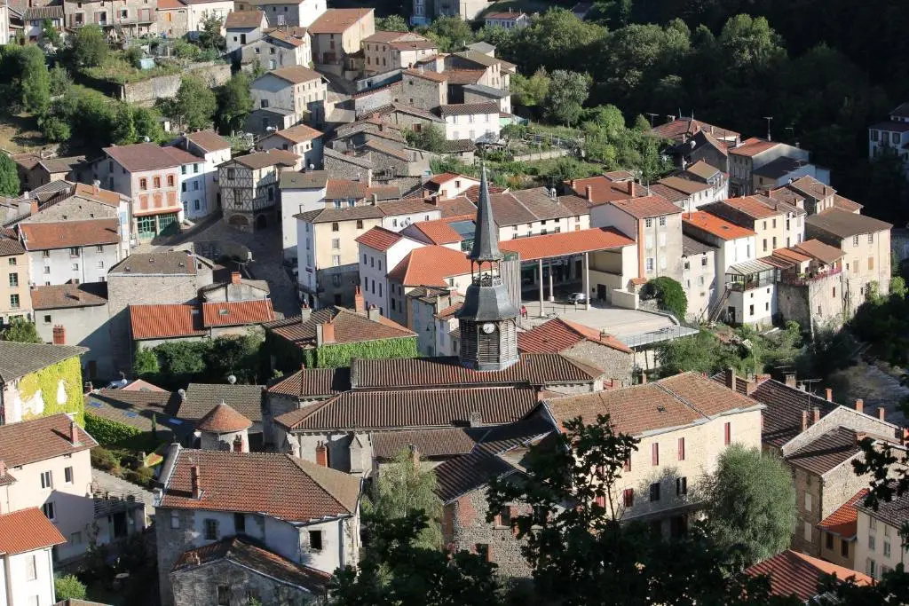 Studio Malou avec cuisine toute équipée et terrasse aménagée