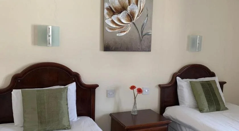 The George Hotel