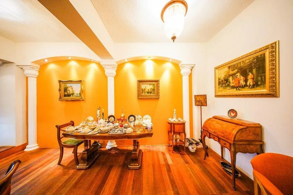 European Porcelain Museum Hostel