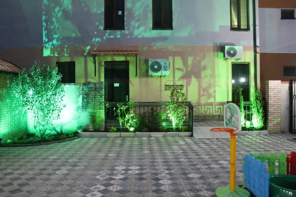 Hotel Lion