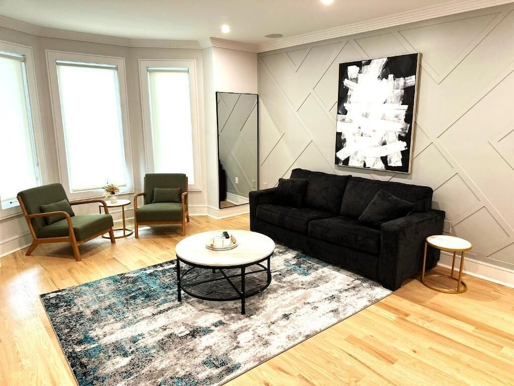 Modern 4BR 2.5BA Duplex For NYC